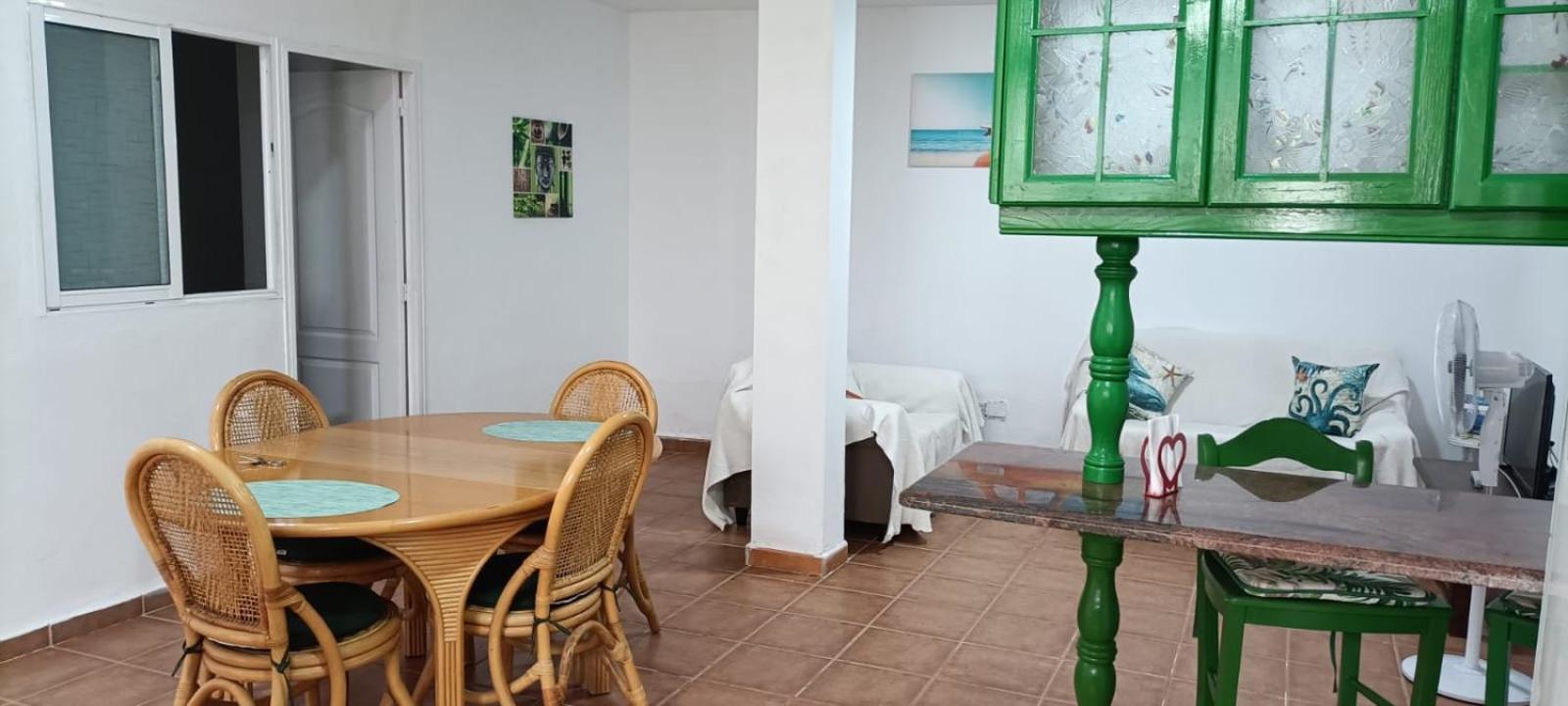 Habitacion En Un Bajo 2 Camas Individual Casa Compartida Abades  Buitenkant foto